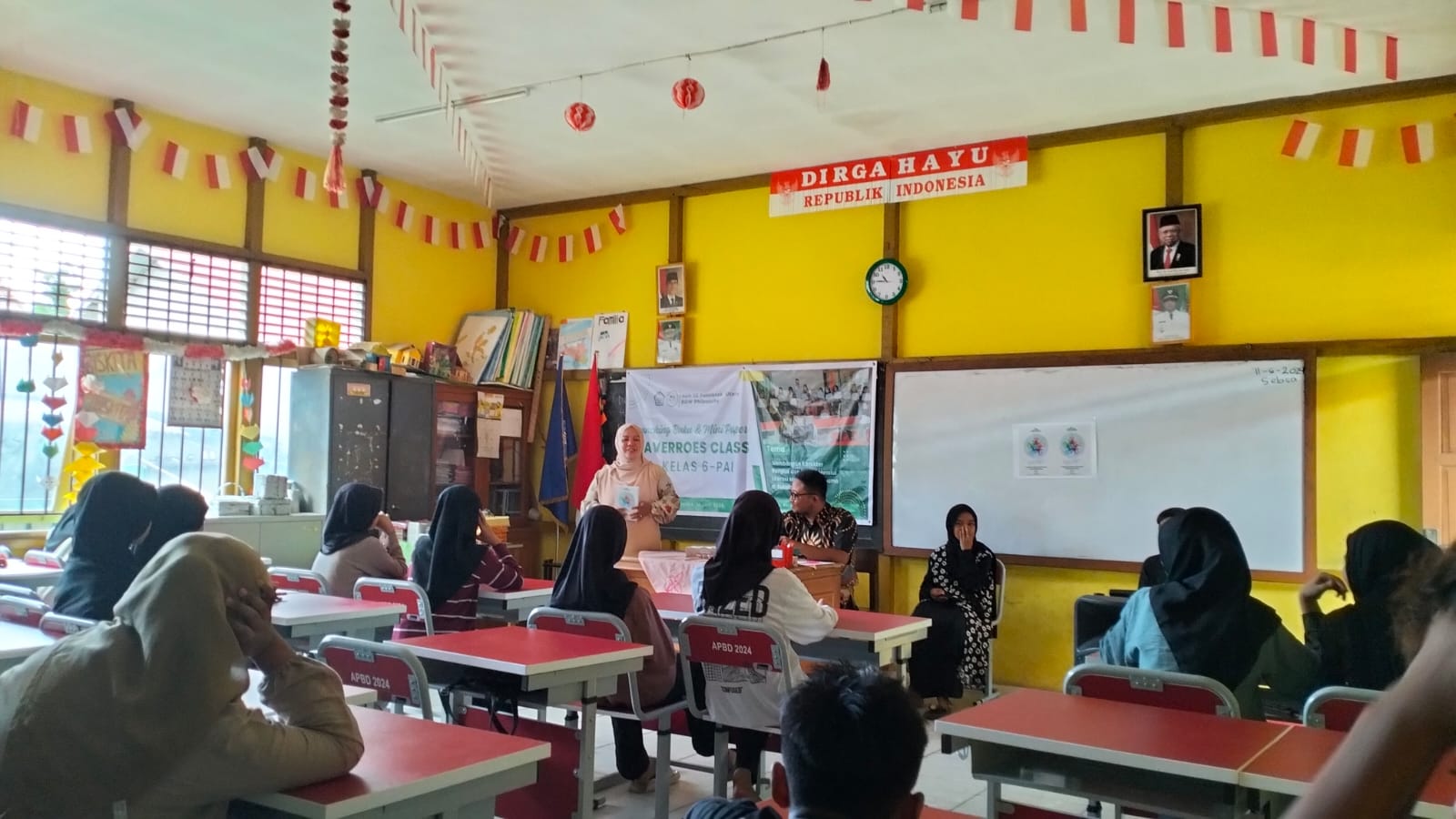 Kegiatan-Launching-Buku-3 Kita, Bagian dari Peradaban Menulis